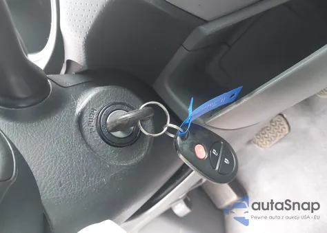 2011 Toyota Tacoma Base V6 z USA, uszkodzony, nr VIN 3TMLU4EN8BM066194